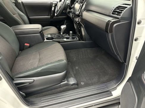 Used 2020 Toyota 4Runner TRD Off-Road image 24