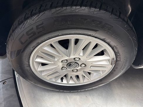 Used 2005 Volvo V70 2.4 FWD image 31