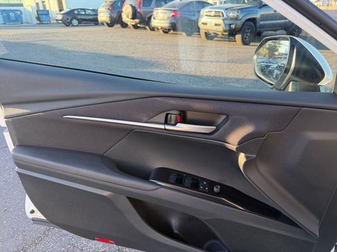 Used 2025 Toyota Camry LE image 20