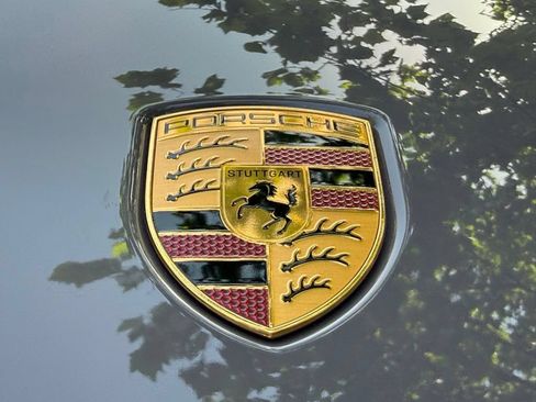 Used 2025 Porsche Macan 4S Electric AWD/4WD image 53