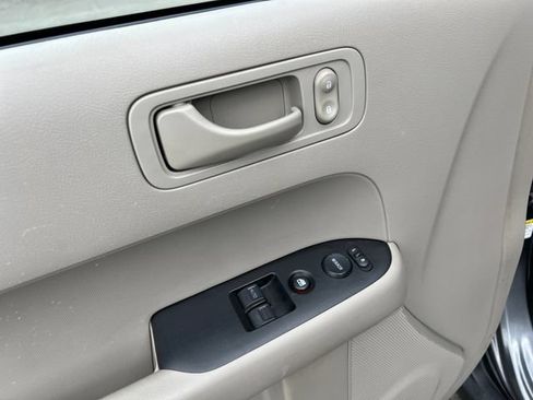 Used 2011 Honda Element EX image 29