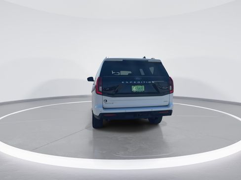 Used 2025 Ford Expedition Max Active image 7