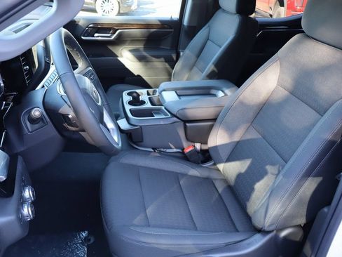New 2026 GMC Sierra 1500 SLE w/ X31 Off-Road Package AWD/4WD image 11