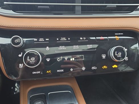Certified 2025 INFINITI QX60 Sensory AWD/4WD image 24