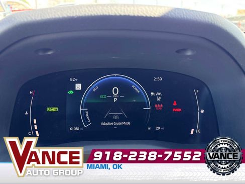 Used 2025 Toyota Camry SE w/ Convenience Package FWD image 31