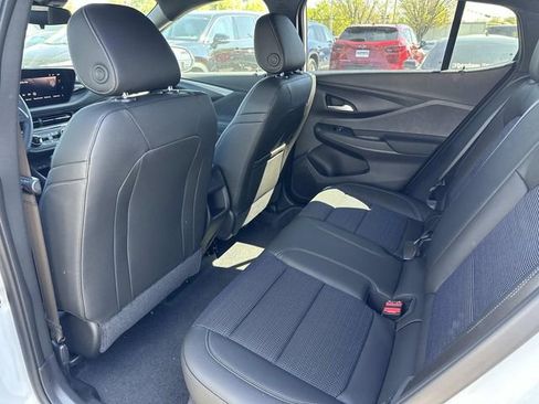 New 2026 Buick Envista Preferred w/ Convenience I Package FWD image 10