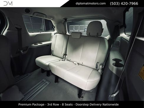 Used 2011 Toyota Sienna XLE w/ Premium Pkg FWD image 26