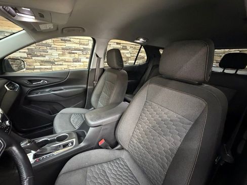 Used 2020 Chevrolet Equinox LT image 12