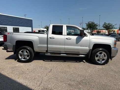 Used 2018 Chevrolet Silverado 2500 LT w/ All Star Edition AWD/4WD image 6
