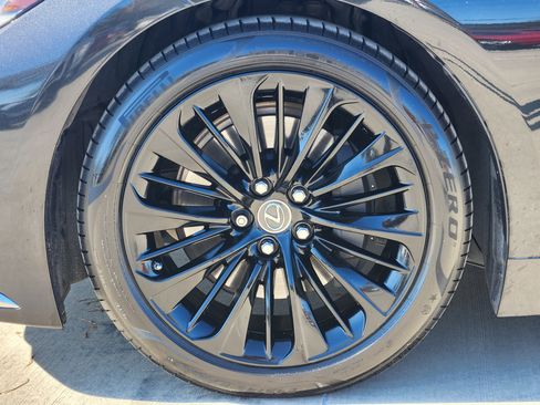 Used 2022 Lexus LS 500 image 15