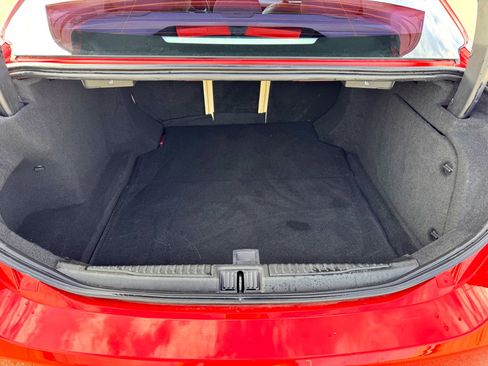 Used 2018 Alfa Romeo Giulia Ti w/ Quick Order Package 22Z Lusso image 9