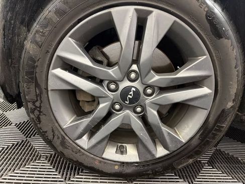 Used 2023 Kia Seltos S AWD/4WD image 25
