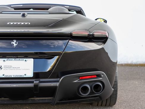 Certified 2025 Ferrari Roma Spider RWD image 53