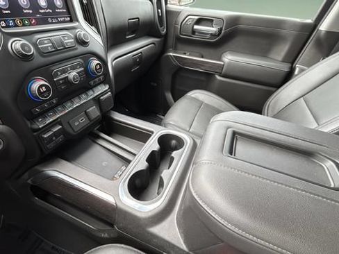 Used 2020 Chevrolet Silverado 1500 LTZ w/ LTZ Premium Package AWD/4WD image 14