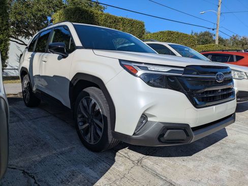 Used 2025 Subaru Forester Touring image 1