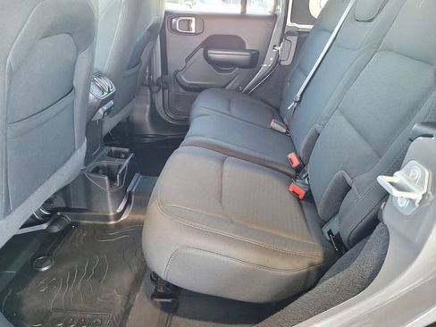 Used 2020 Jeep Wrangler Unlimited Sport S AWD/4WD image 18