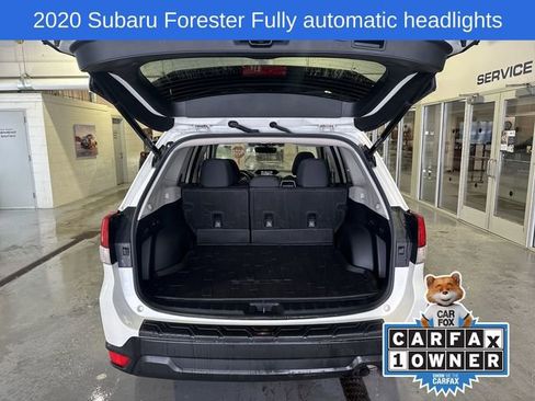 Used 2020 Subaru Forester Premium image 28