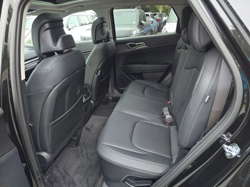 New 2026 Kia Sportage EX image 16