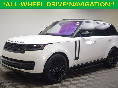 Used 2023 Land Rover Range Rover SE AWD/4WD image 3