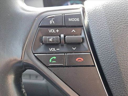 Used 2016 Hyundai Sonata Limited w/ Option Group 02 image 8