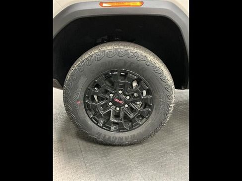 New 2026 GMC Canyon Elevation RWD image 36