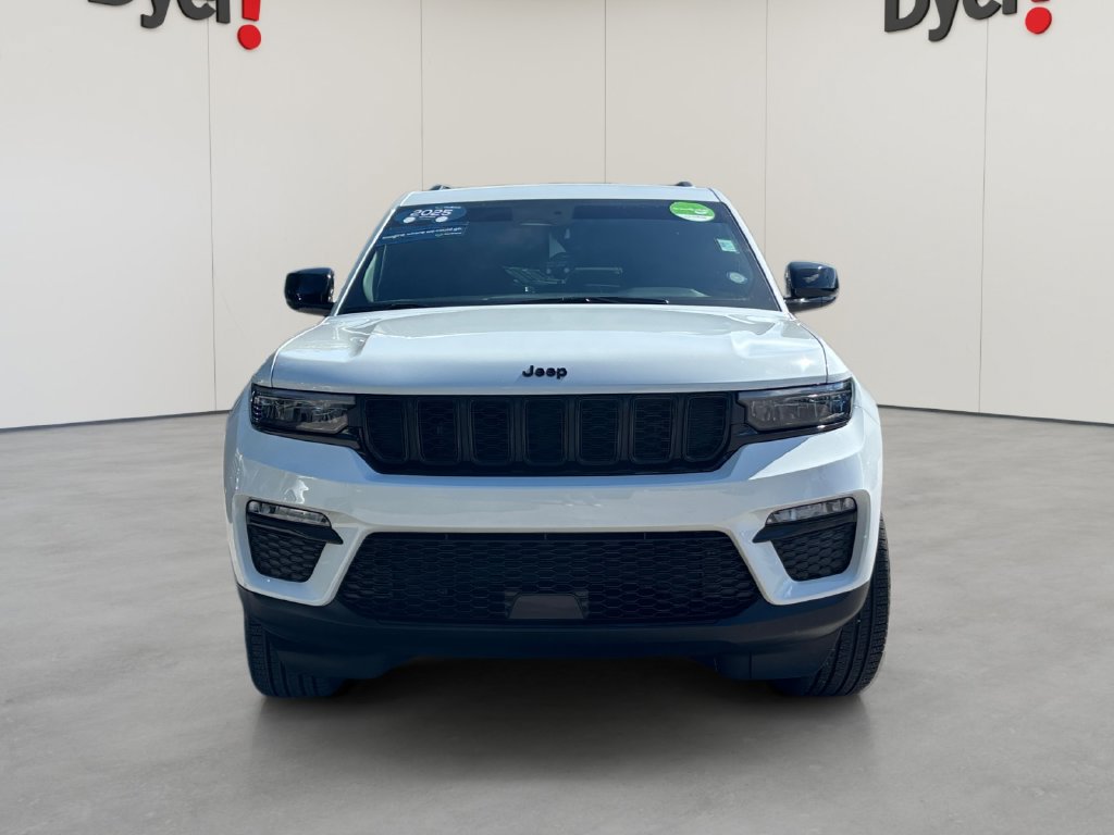 Used 2025 Jeep Grand Cherokee Limited w/ Black Appearance Package RWD image 8