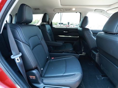 Used 2022 Nissan Pathfinder SL w/ SL Premium Package FWD image 30