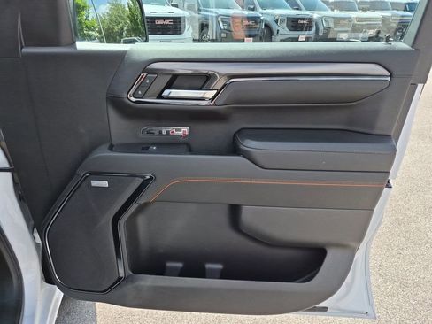 Used 2023 GMC Sierra 1500 AT4 AWD/4WD image 39