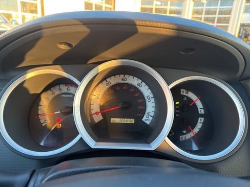 Used 2013 Toyota Tacoma 4x4 Access Cab image 21