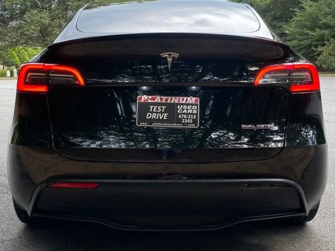 Used 2023 Tesla Model Y Performance AWD/4WD image 7