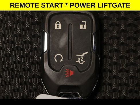 Used 2023 GMC Acadia SLE w/ Driver Convenience Package image 8