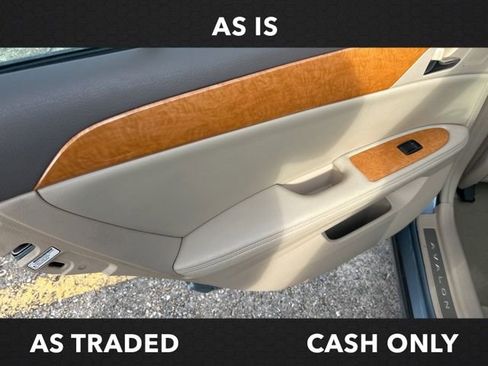 Used 2006 Toyota Avalon XLS image 12