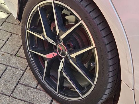 Used 2015 Mercedes-Benz CLS 550 4MATIC image 8