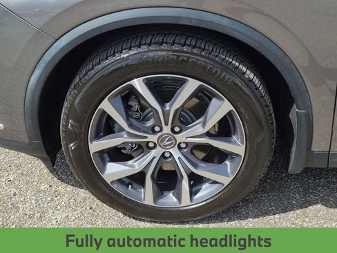 Used 2023 Acura MDX SH-AWD w/ Technology Package image 12
