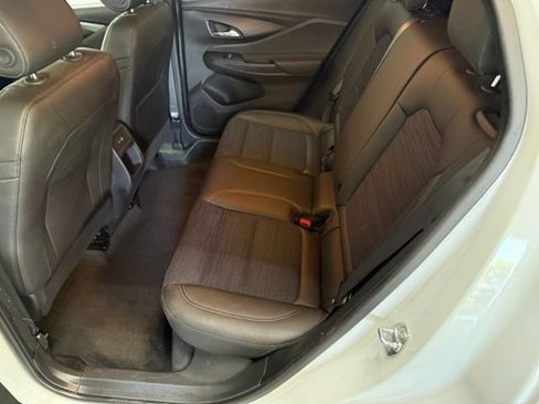 Used 2025 Buick Envista Preferred w/ Convenience I Package FWD image 30