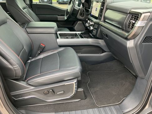 Used 2023 Ford F250 Lariat w/ Lariat Ultimate Package AWD/4WD image 15