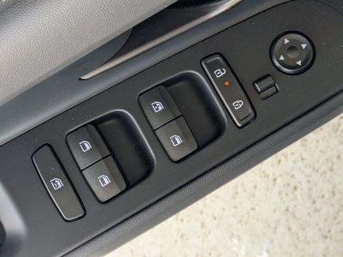 New 2026 Hyundai Elantra Sport image 13