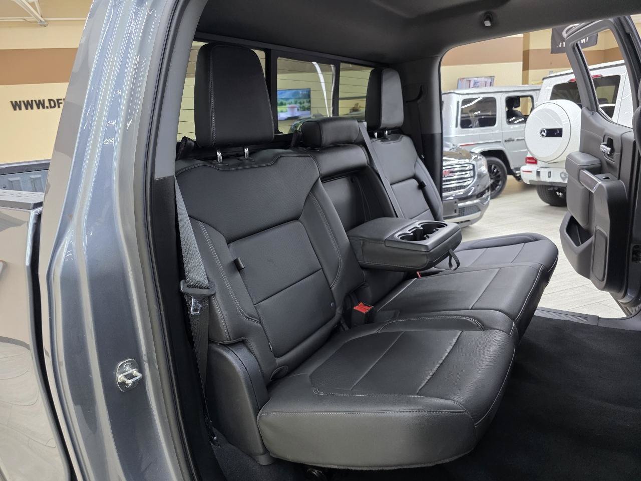 Used 2021 GMC Sierra 1500 SLT AWD/4WD image 22