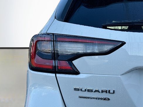 Certified 2024 Subaru Outback Premium image 10