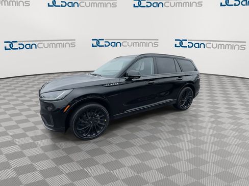 New 2026 Lincoln Aviator Reserve AWD/4WD image 4