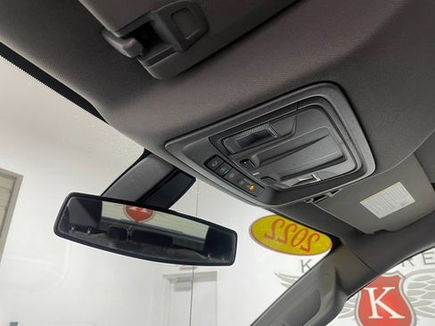 Used 2022 Chevrolet Silverado 1500 Custom Trail Boss w/ LPO, Dark Essentials Package image 18