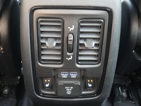 Used 2024 Dodge Durango R/T AWD/4WD image 30