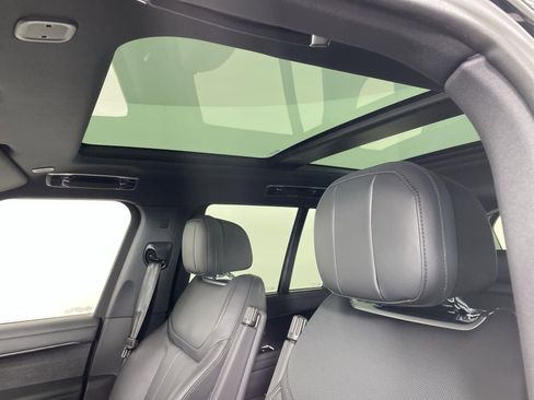 Certified 2023 Land Rover Range Rover SE AWD/4WD image 10