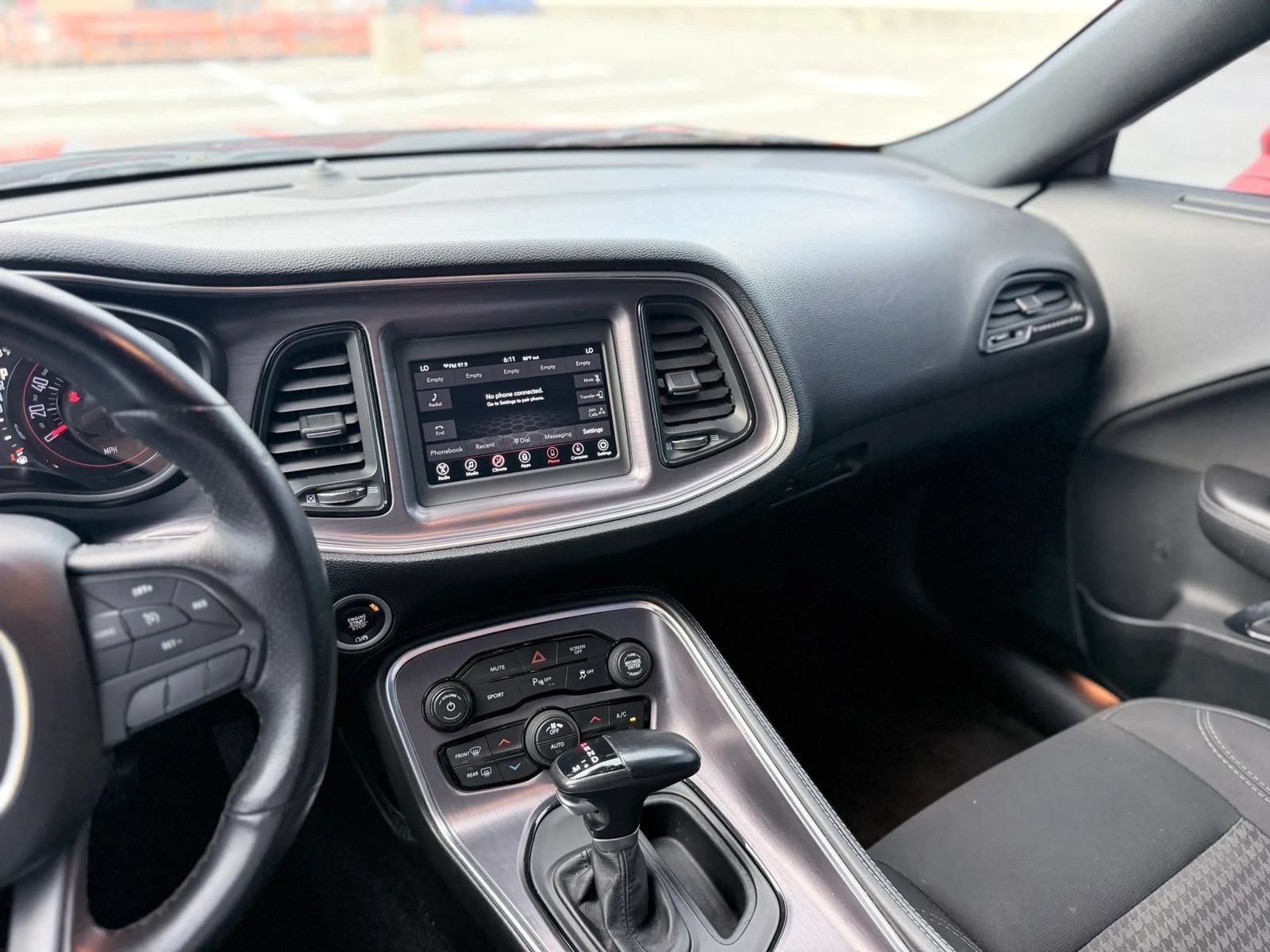 Used 2018 Dodge Challenger R/T w/ Driver Convenience Group RWD image 24