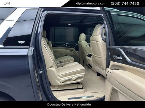Used 2022 Cadillac Escalade ESV Premium Luxury w/ LPO, Floor Liner Package image 23