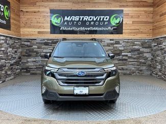 Used 2025 Subaru Forester Premium w/ Convenience Package #1 AWD/4WD video 3