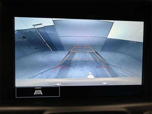 Used 2023 GMC Terrain AT4 image 13