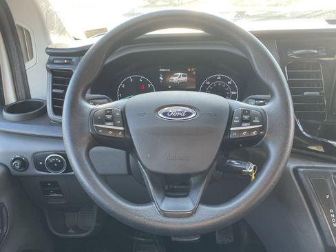 Used 2023 Ford Transit 350 XLT image 17