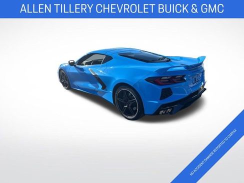 Used 2023 Chevrolet Corvette Stingray Coupe w/ Z51 Performance Package image 3