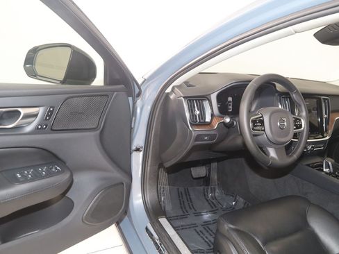 Used 2023 Volvo S60 B5 Plus AWD/4WD image 46
